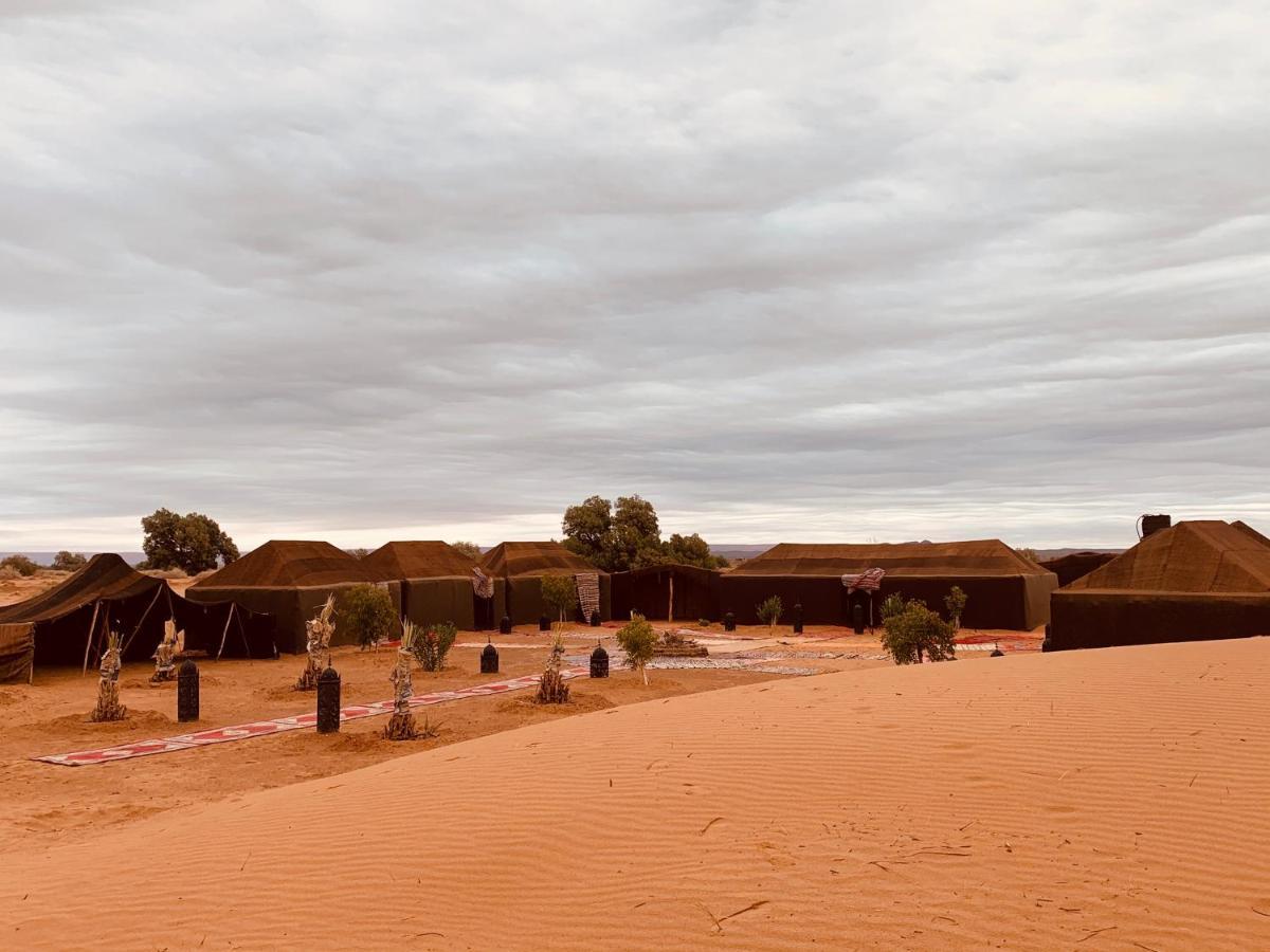 Merzouga Glamping Camp Екстер'єр фото
