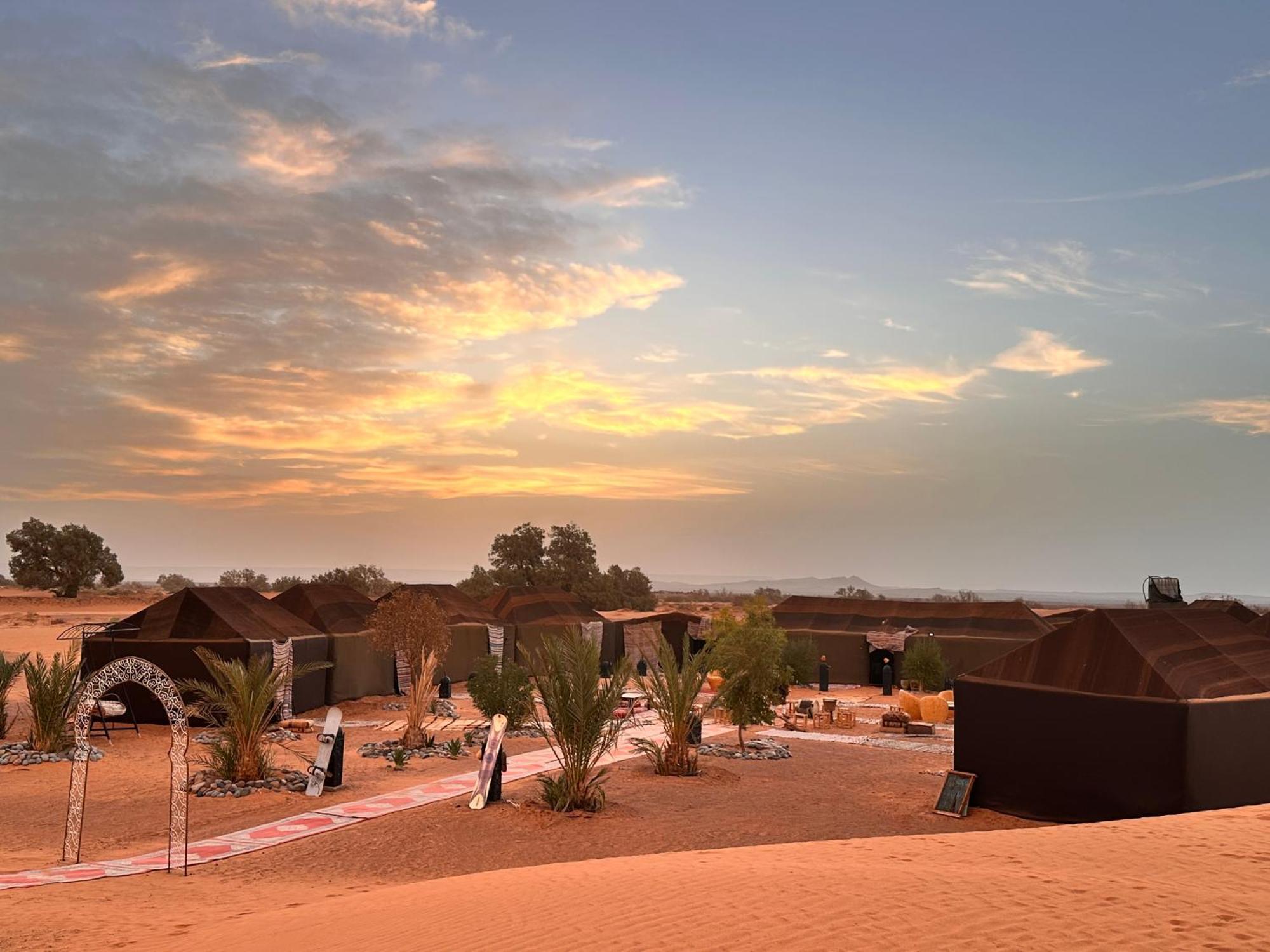 Merzouga Glamping Camp Екстер'єр фото