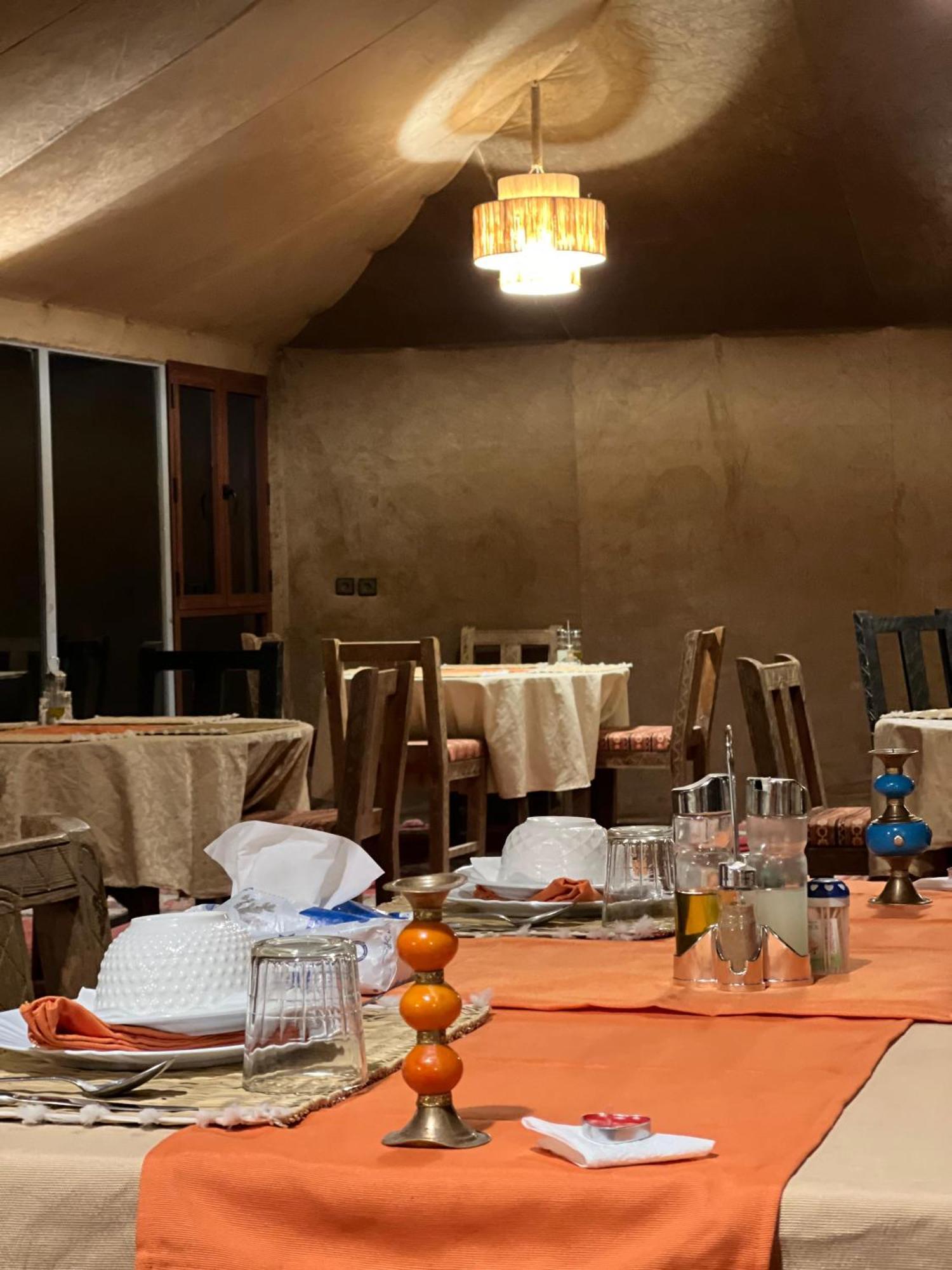 Merzouga Glamping Camp Екстер'єр фото